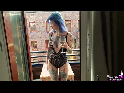 ❤️ Τρομερό κορίτσι ρουφάει και γαμάει παθιασμένα στους ανοιχτούς ουρανούς ❤❌ Ανώμαλο βίντεο ❌❤